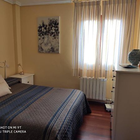 Apartamento En Complejo Residencial Rovacias 柯米拉斯 外观 照片